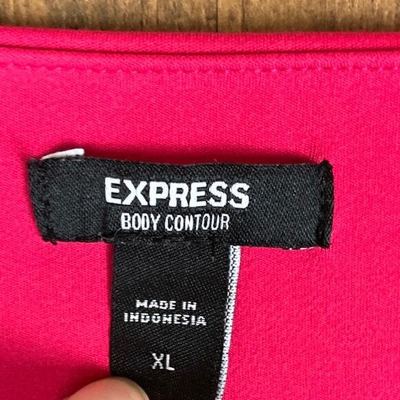 Express Womens Bodysuit Pink Body Contour Crew Neck Open Back Stretch XL - Picture 4 of 10